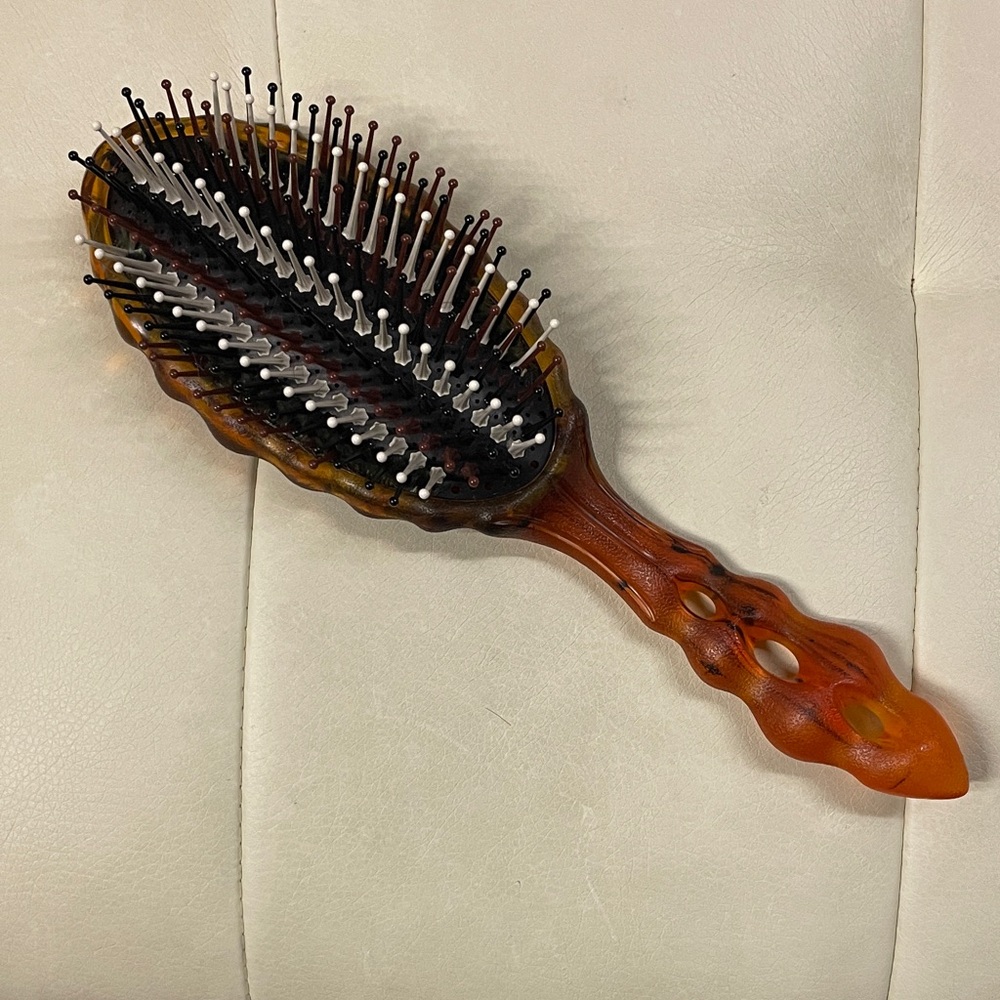 YS Park Luster Aerozaurus Paddle Cushion Eco Styler Brush